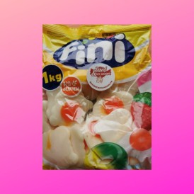Confiserie gélifiée sans gluten Marque Fini œuf géant sur le plat blan