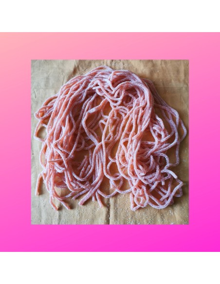 Confiserie acidulée Marque Trading Company B.V Spaghetti fraise acide.
