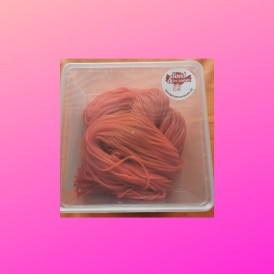 Confiserie gélifiée Marque Trading Company B.V Spaghetti goût fraise..