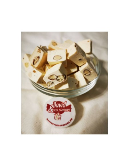 Confiserie mi tendre blanc Marque Lonka Nougat aux amandes davidetses.