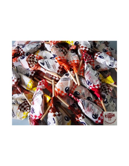 Confiserie arômes naturels Marque Pierrot Gourmand Sucette aux fruits.