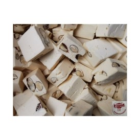 Confiserie mi tendre blanc Marque Lonka Nougat aux amandes davidetses.