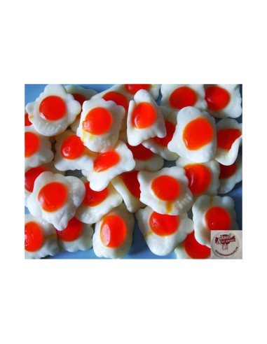 Confiserie gélifiée sans gluten Marque Fini œuf géant sur le plat blan