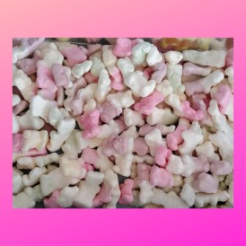 C'est une friandise en forme de petit ourson milksake meringuée au arôme de fruit