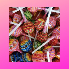 Confiserie Dragéifiée Marque Chupa Chups Sucettes fruits, cola vanille
