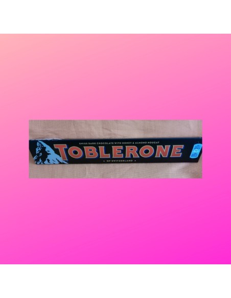 Confiserie Chocolat Marque Toblerone Tablette de chocolat davidetsessa
